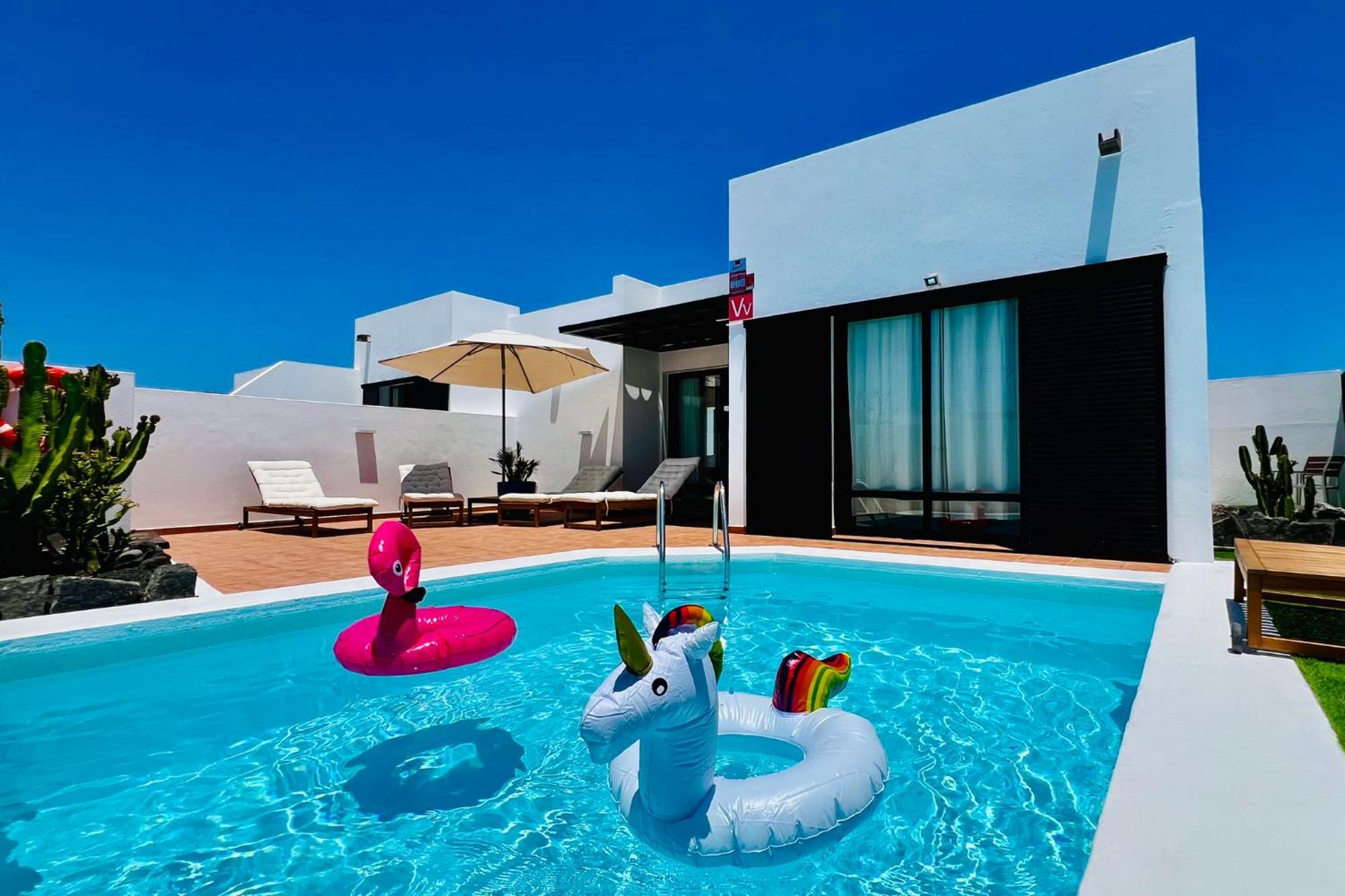 El Salto 37: Renovated Retreat With Heated Pool And All-day Sun *